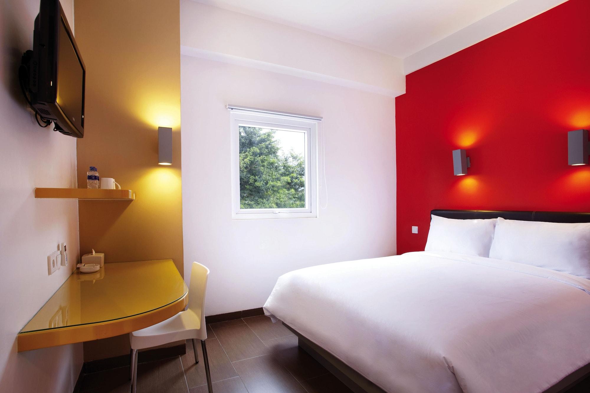 Amaris Hotel Cihampelas バンドゥン 部屋 写真